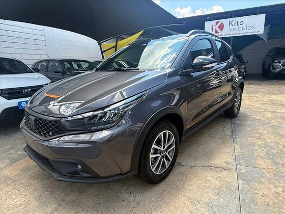 FIAT ARGO 1.3 FIREFLY FLEX TREKKING MANUAL FIAT ARGO 1.3 FIREFLY FLEX TREKKING MANUAL